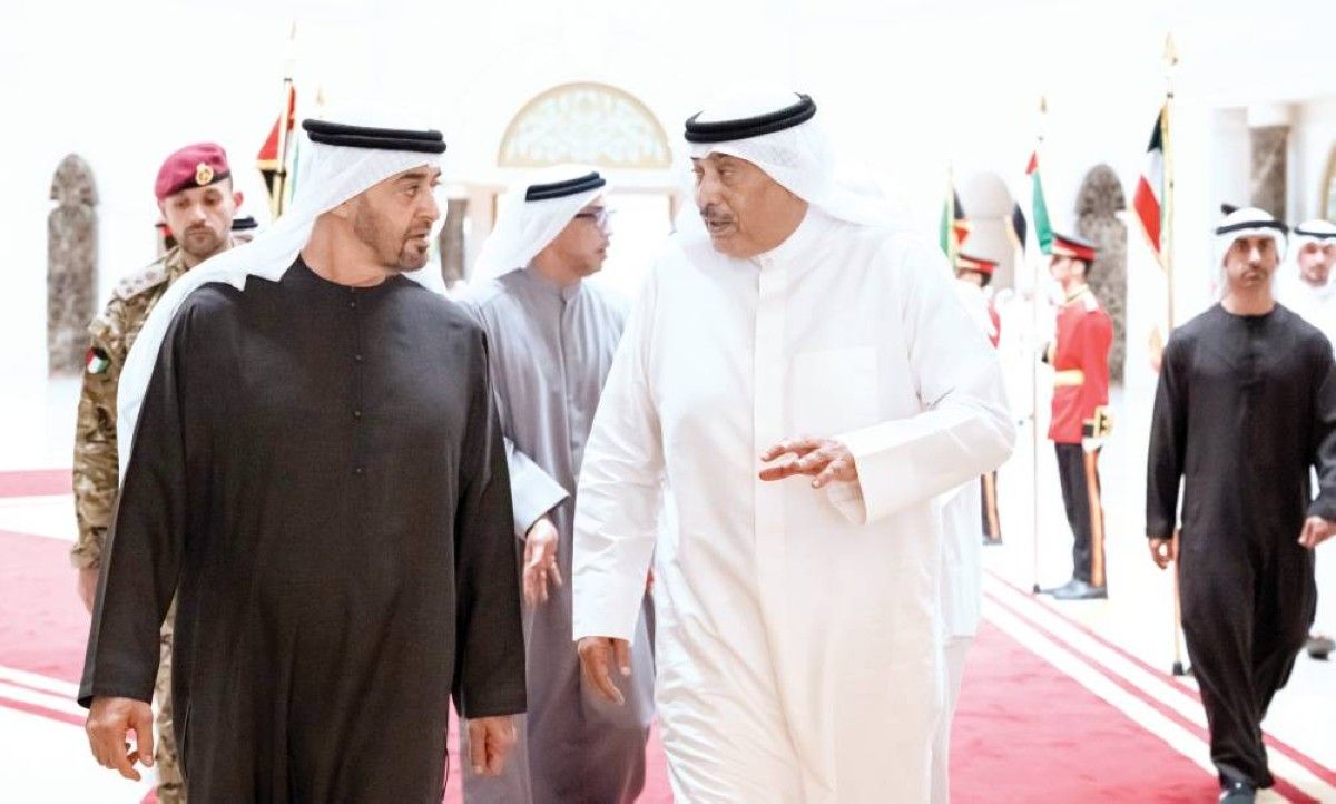 محمد بن زايد ومشعل الصباح يؤكدان أهمية العمل على ترسيخ أسباب السلام الدائم في المنطقة