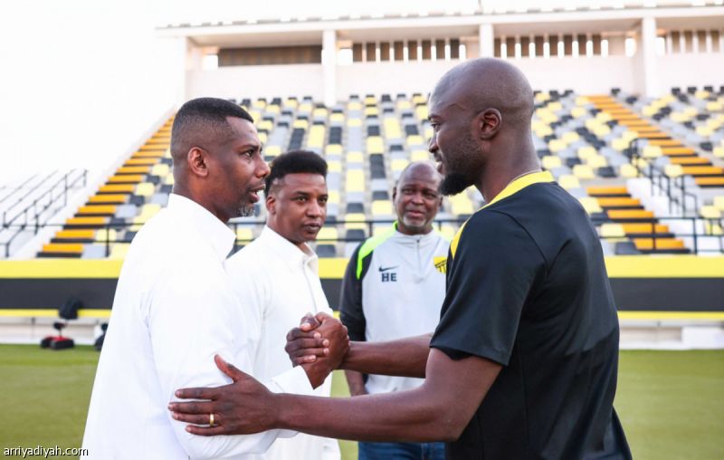 المنتشري يدير الاتحاد