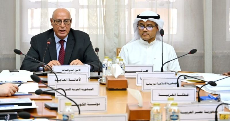خطابي والهيفي في اجتماع اللجنة