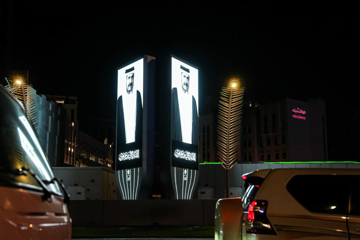 كاميرا «العرب» ترصد مشاعر الحزن وأجواء الحداد.. شوارع قطر تبكي رحيل «فقيد الوطن الكبير»