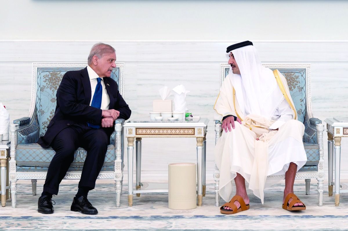 صاحب السمو يستقبل رئيس الوزراء الباكستاني
