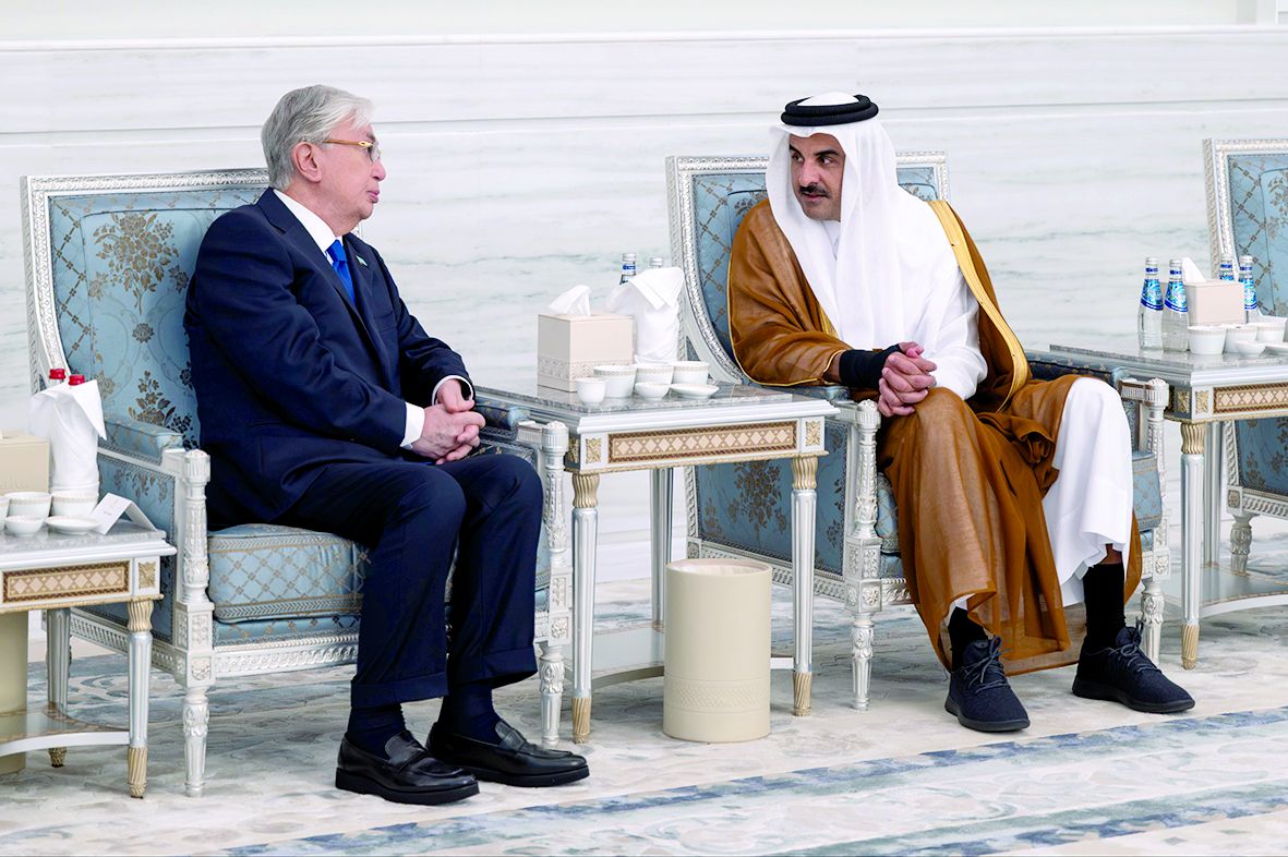 الأمير المفدى يستقبل رئيس كازاخستان