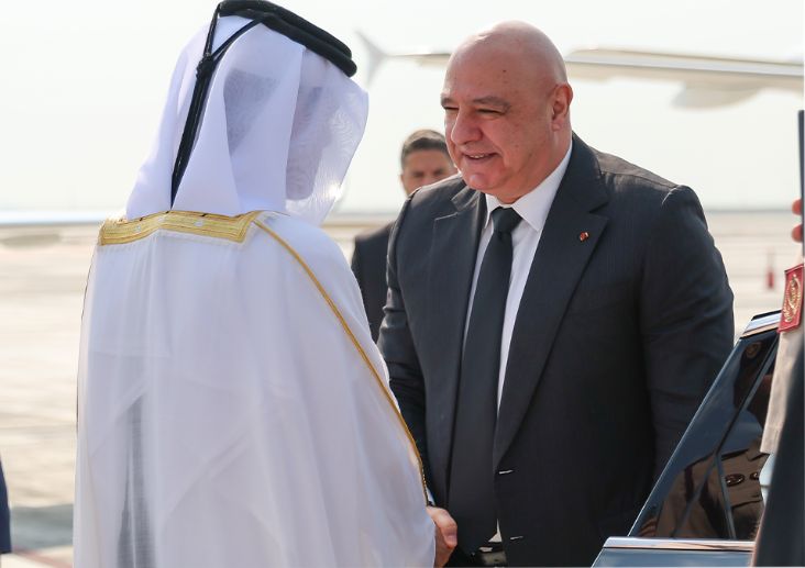 الرئيس اللبناني يصل الدوحة لتقديم العزاء في فقيد الوطن الكبير