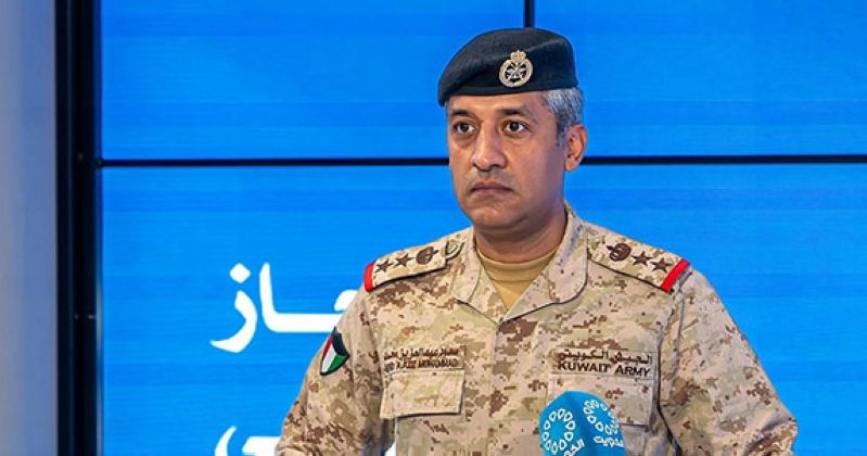«الدفاع»: إصابة 4 من منتسبي القوات المسلحة باستهداف إحدى القطع البحرية.. وحالتهم مستقرة