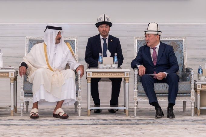 سمو الأمير يستقبل رئيس وزراء قيرغيزيا