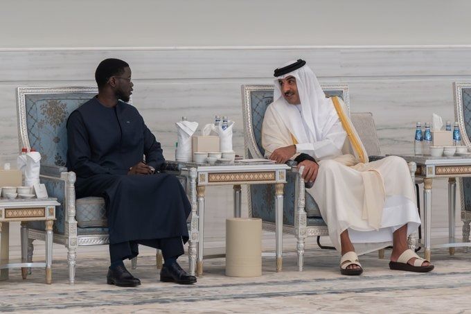 سمو الأمير يستقبل رئيس السنغال