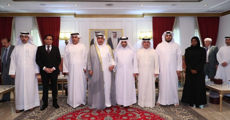 شخصيات كويتية تعزّي بـ«الأمير الوالد»: صنع نهضة قطر وعزّز وحدة الخليج