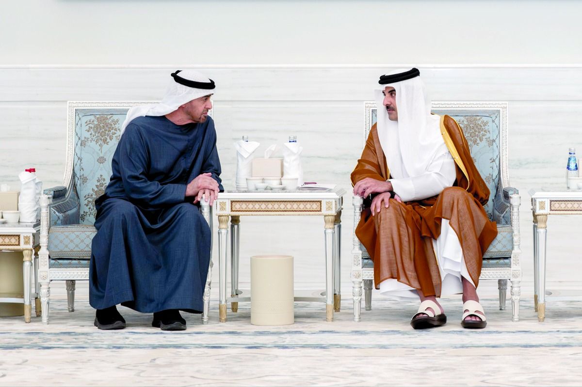 صاحب السمو يستقبل رئيس الإمارات
