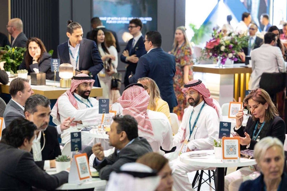 دبي تقود تحول صناعة السفر والسياحة عالمياً