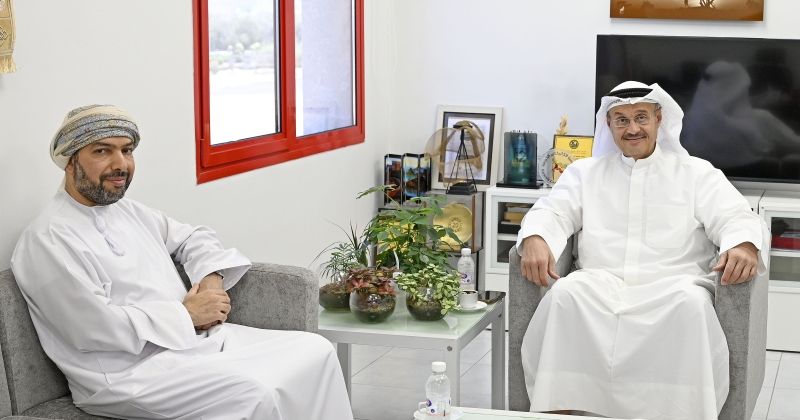 سفير عُمان: الكويت ستظل في القلب... و«الراي» عنوان للمهنية والمصداقية