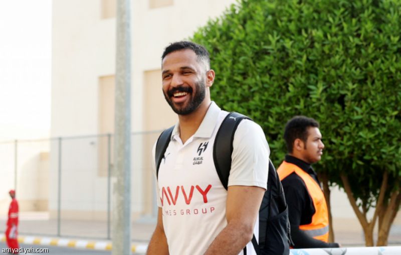 بعقد عامين.. الهلال يعيد العويس
