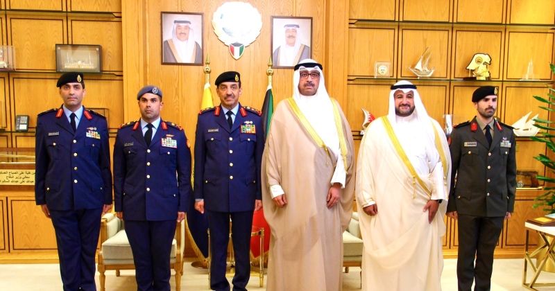 وزير الدفاع يُقلّد ضباطاً رتبة عميد: الترقية تحمل في طياتها مزيداً من المسؤوليات والواجبات