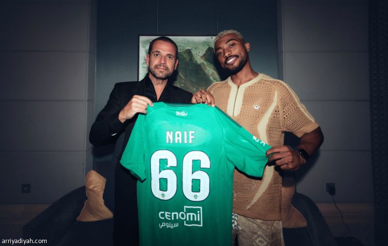 مسعود يعزز وسط الأهلي