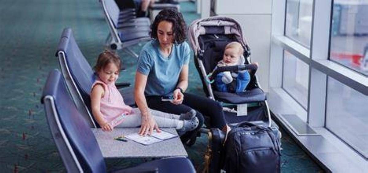 دعوة الأسر لمضاعفة حماية الأطفال أثناء السفر