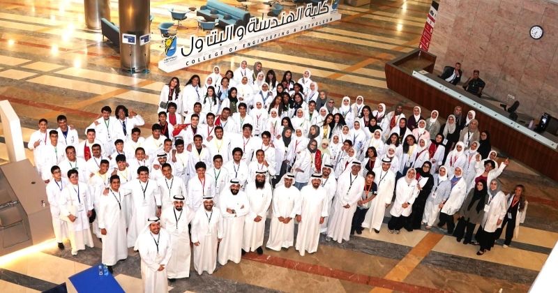 جانب من زيارة الطلبة لجامعة الكويت