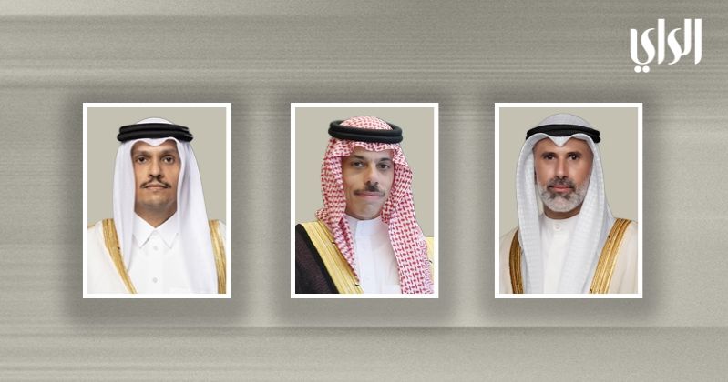 وزير الخارجية يبحث هاتفياً مع نظيريه السعودي والقطري آخر التطورات الإقليمية