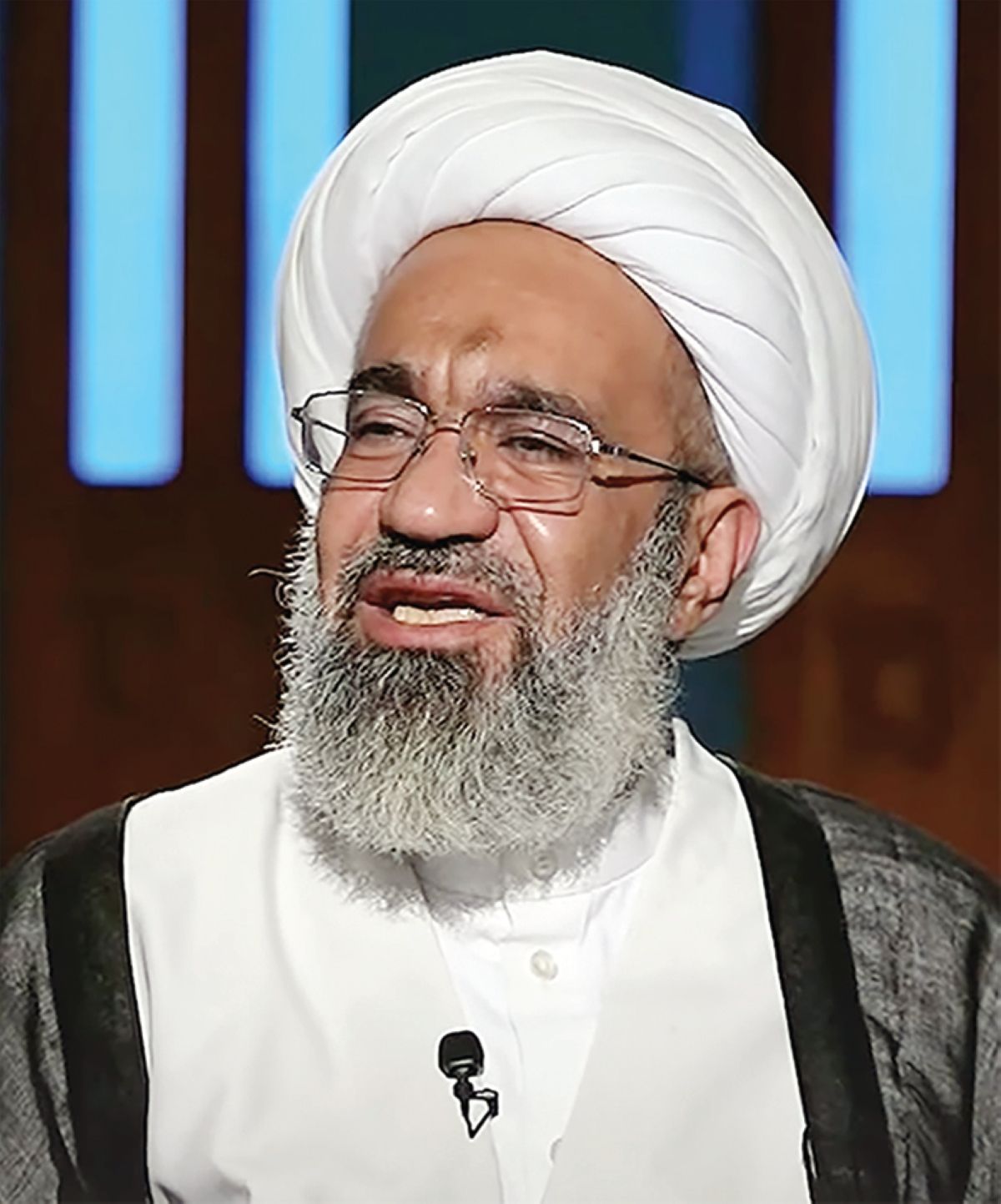 سحب وإسقاط الجنسية عن 25 شخصاً
