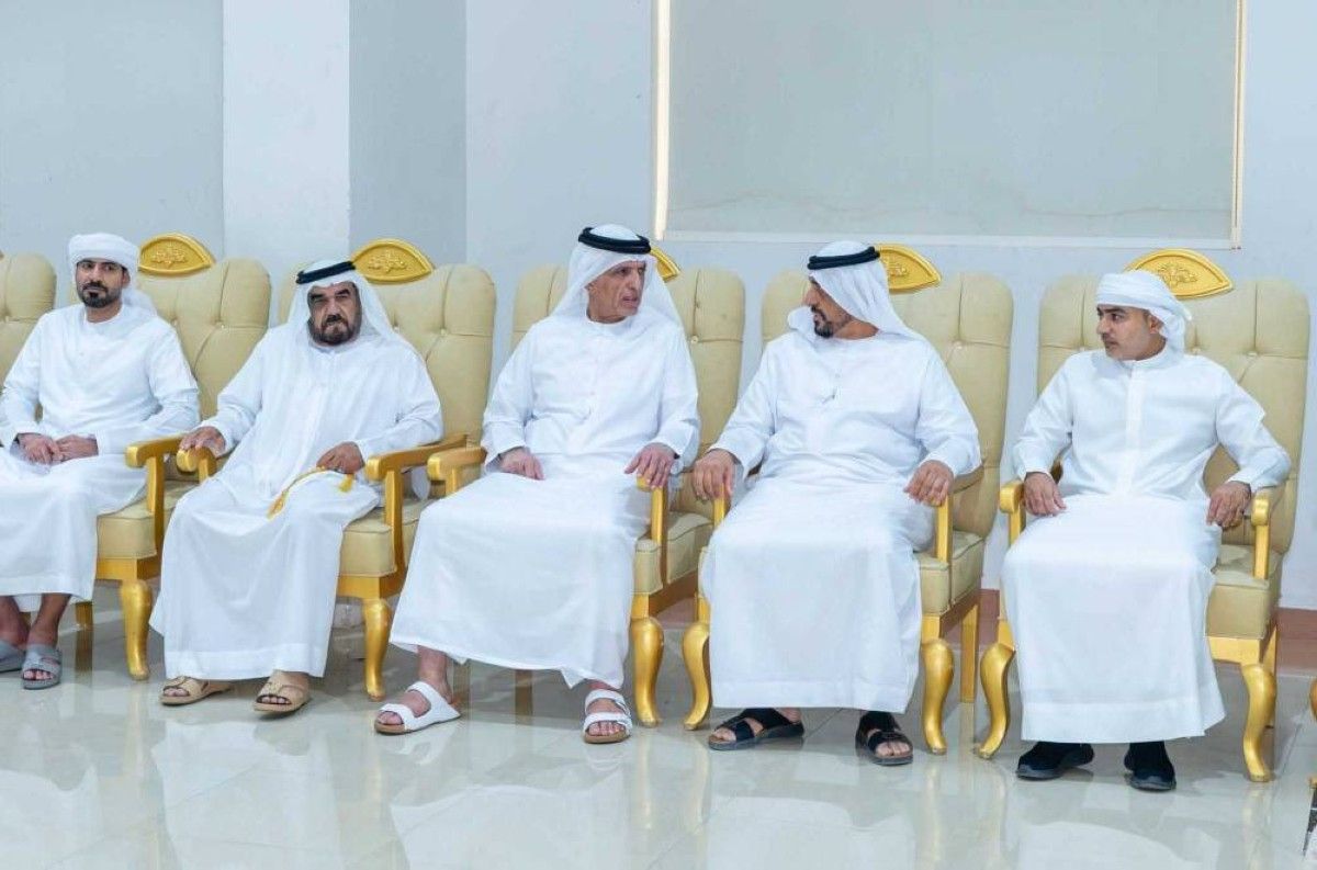 سعود بن صقر يعزي في وفاة سالم الطنيجي