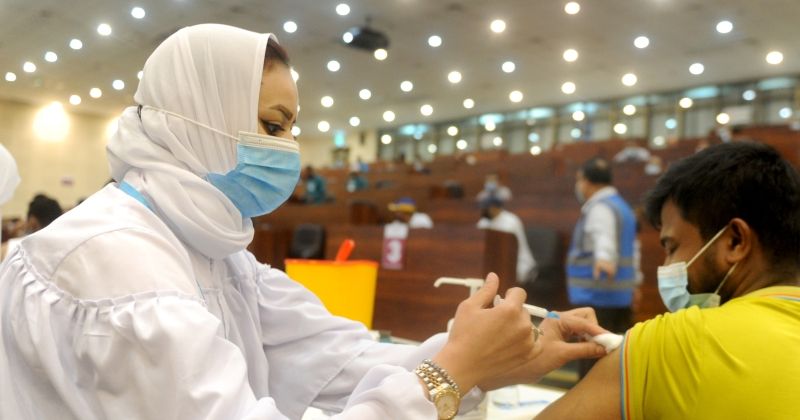 ألوان مُحدّدة لـ «زيّ» مُنتسبي «الصحة»