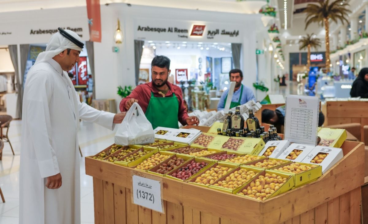 البلدية تكشف عن بيع نحو 108 آلاف كيلوغرام من الرطب خلال الأيام التسعة الأولى من مهرجان الرطب