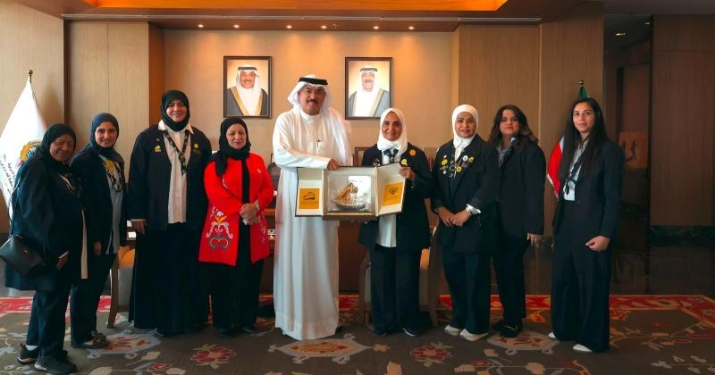 الطبطبائي ووفد جميعة المرشدات