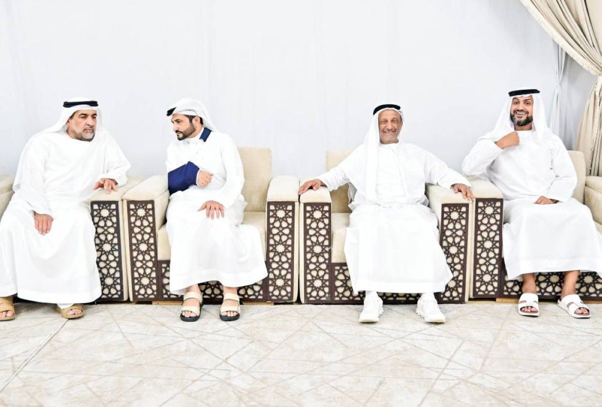 شيوخ ومسؤولون يعزّون في وفاة حمدة بنت عبدالله العتيبة