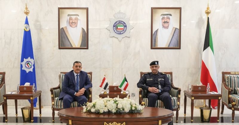 وكيل «الداخلية» يبحث مع السفير اليمني تعزيز التعاون بالمجالات الأمنية