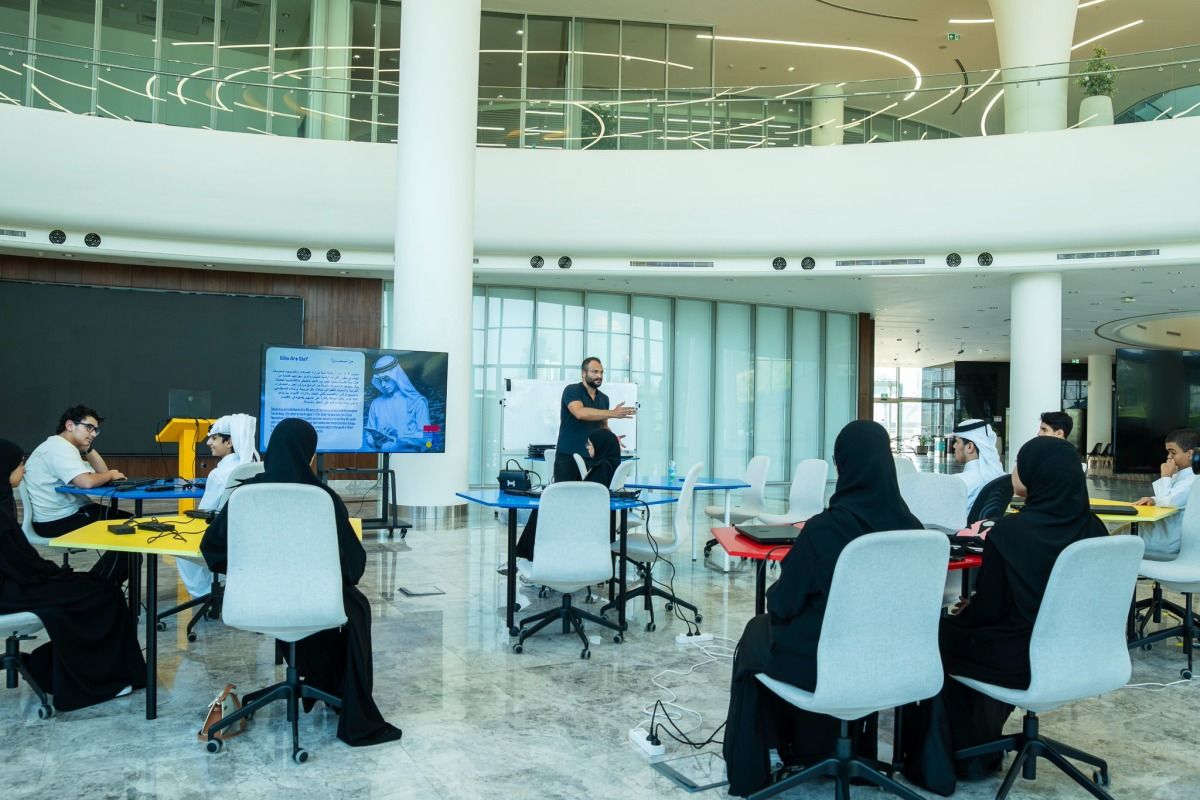 وزارة الاتصالات تختتم بالتعاون مع بيوت الشباب القطرية معسكر "السياحة المعززة"