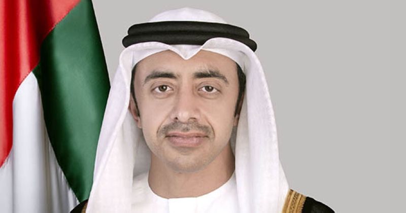 وزير الخارجية الإماراتي يؤكد تضامن بلاده مع الكويت بعد إحباط مخطط إرهابي
