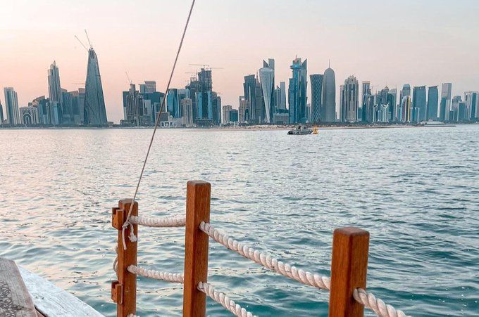 طقس رطب على الساحل الليلة مع غبار عالق على بعض المناطق