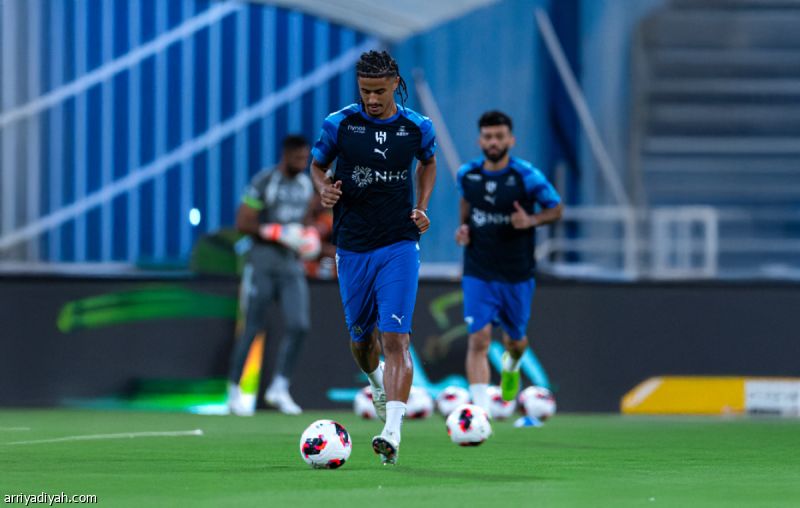 الداود.. الأصغر في تاريخ الهلال