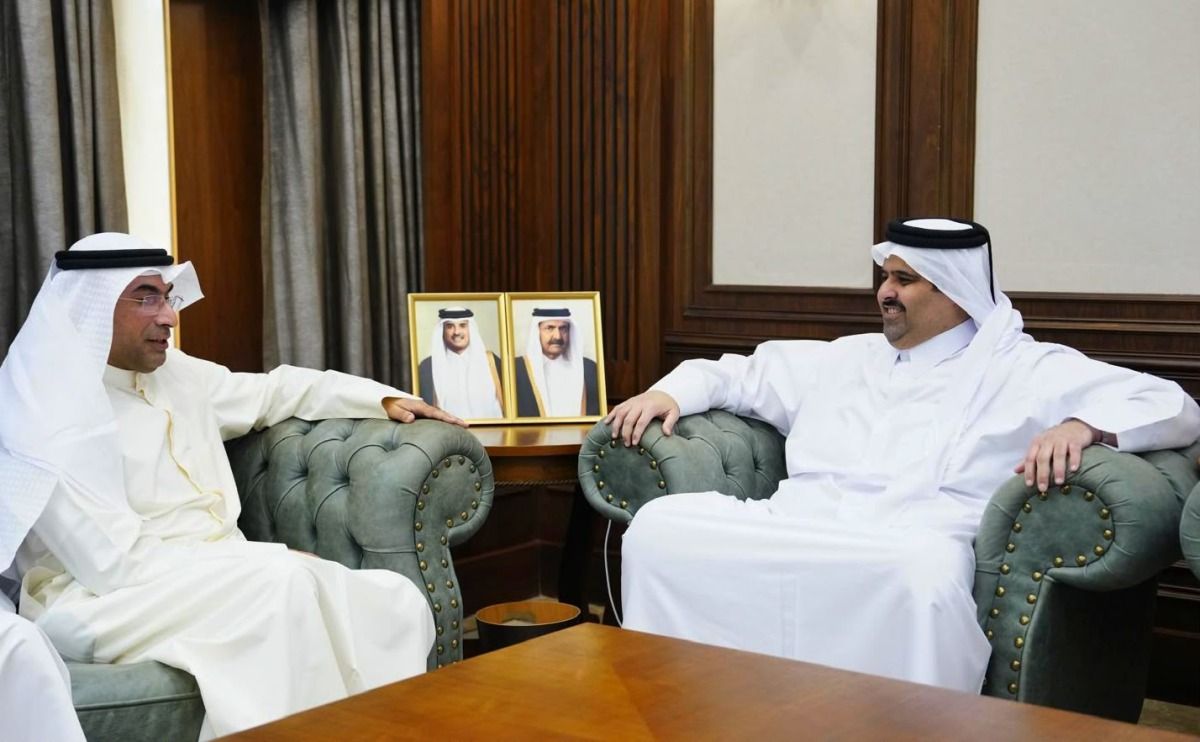 الرئيس التنفيذي للمؤسسة القطرية للإعلام يجتمع مع وكيل وزارة الإعلام بالكويت