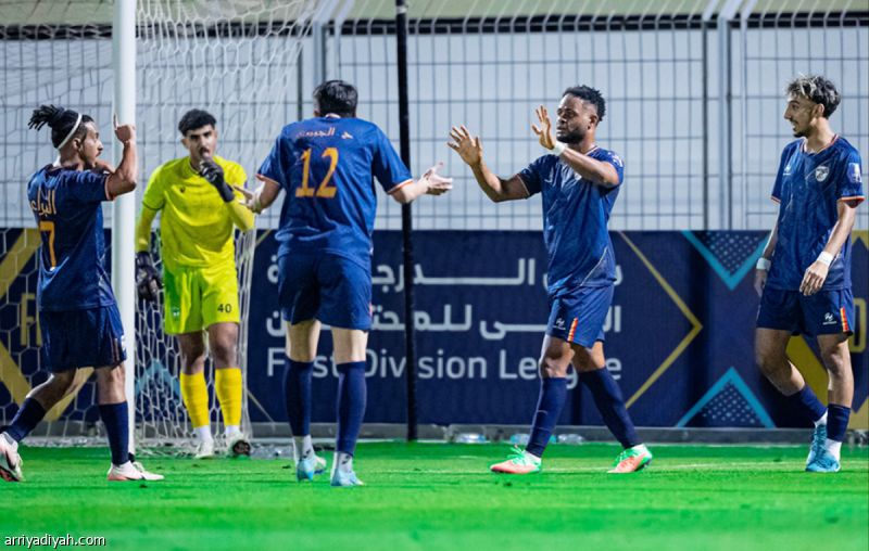 دوري الأولى.. جدة يضرب هجر بثلاثية