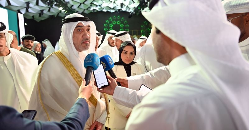 اليوسف متحدثا في ختام الحملة الوطنية التوعوية للوقاية من المخدرات (تصوير أسعد عبدالله)
