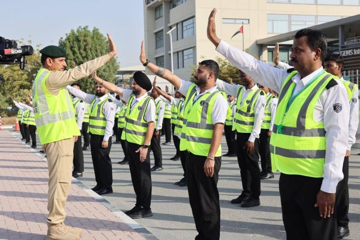 شرطة دبي تدرب أكثر من 140 حارس أمن في 35 مدرسة لتعزيز سلامة الطلبة