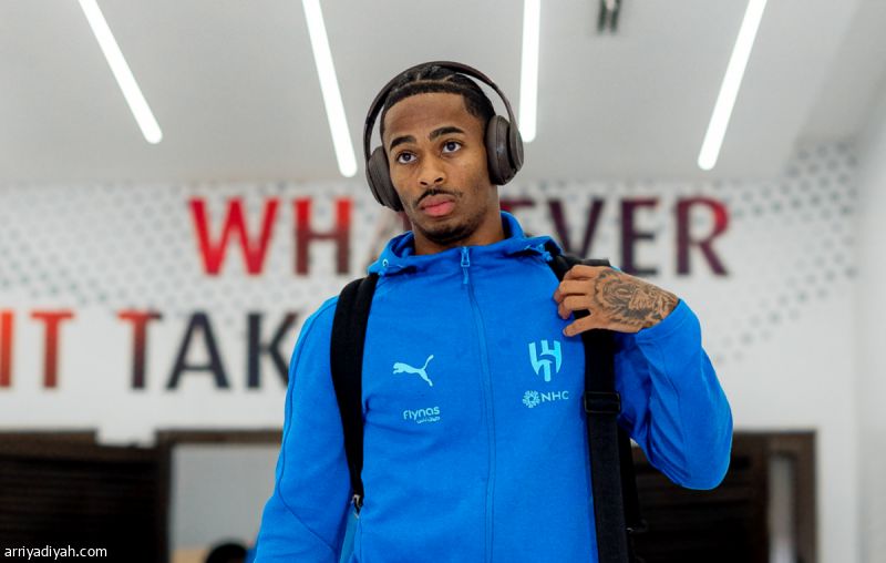الهلال والأهلي المواجهة الأغلى في السعودية