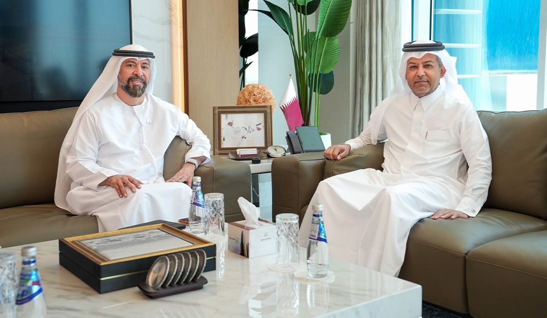 المدير العام لوكالة الأنباء القطرية يجتمع مع السفير الإماراتي