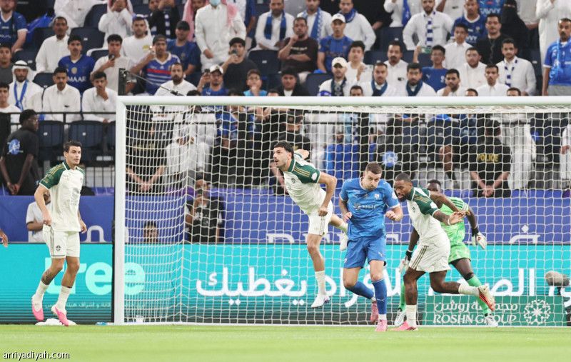بعد ثلاثية الهلال.. طاش يستقيل من الأهلي