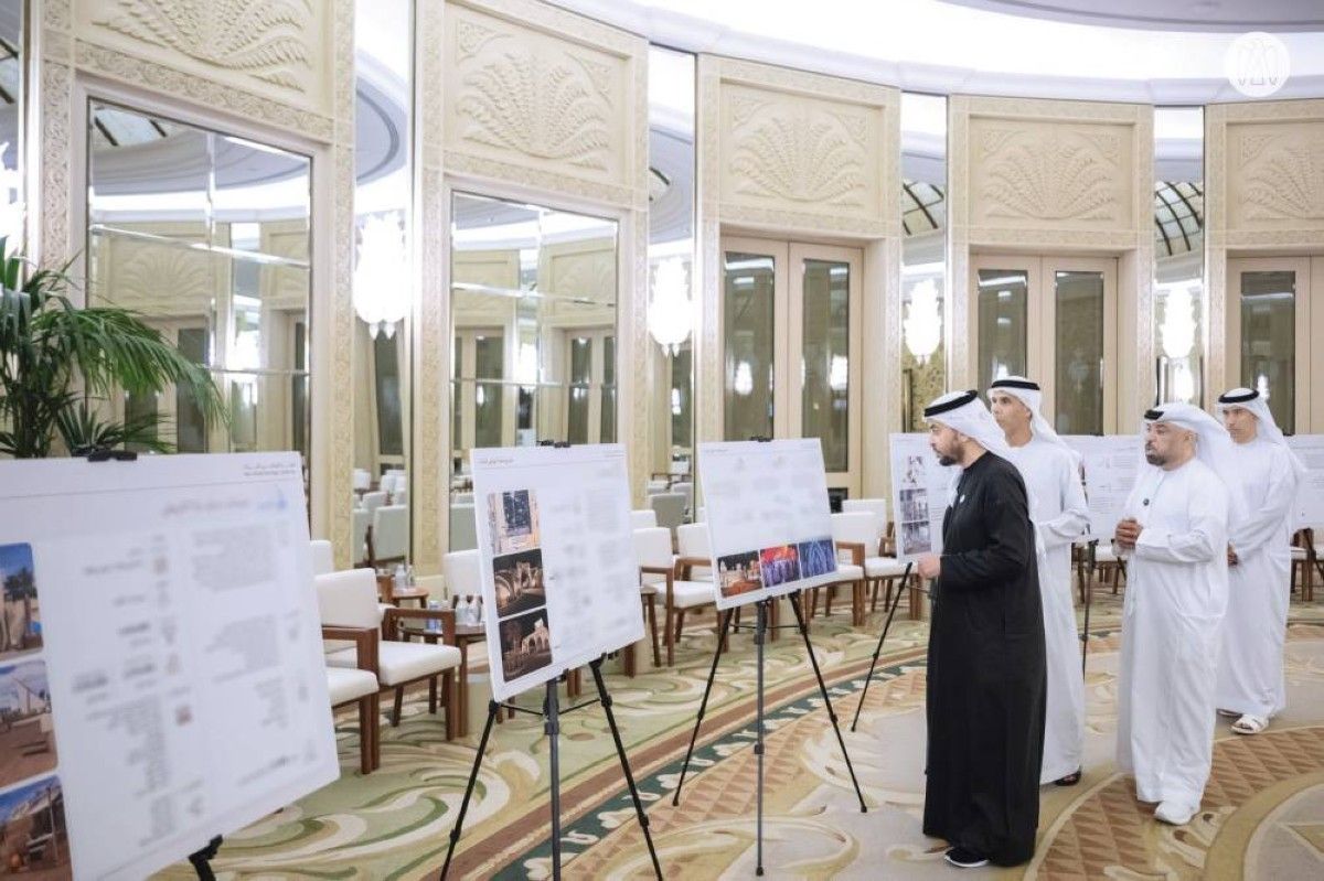 حمدان بن زايد يشدد على أهمية حفظ الموروث الوطني