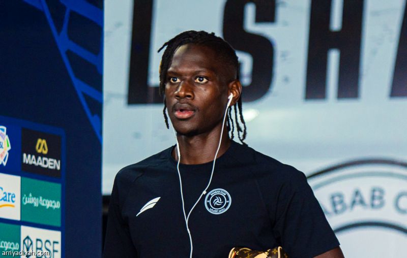 الشباب.. لاعب وسط يعوض غياب ظهير أيسر