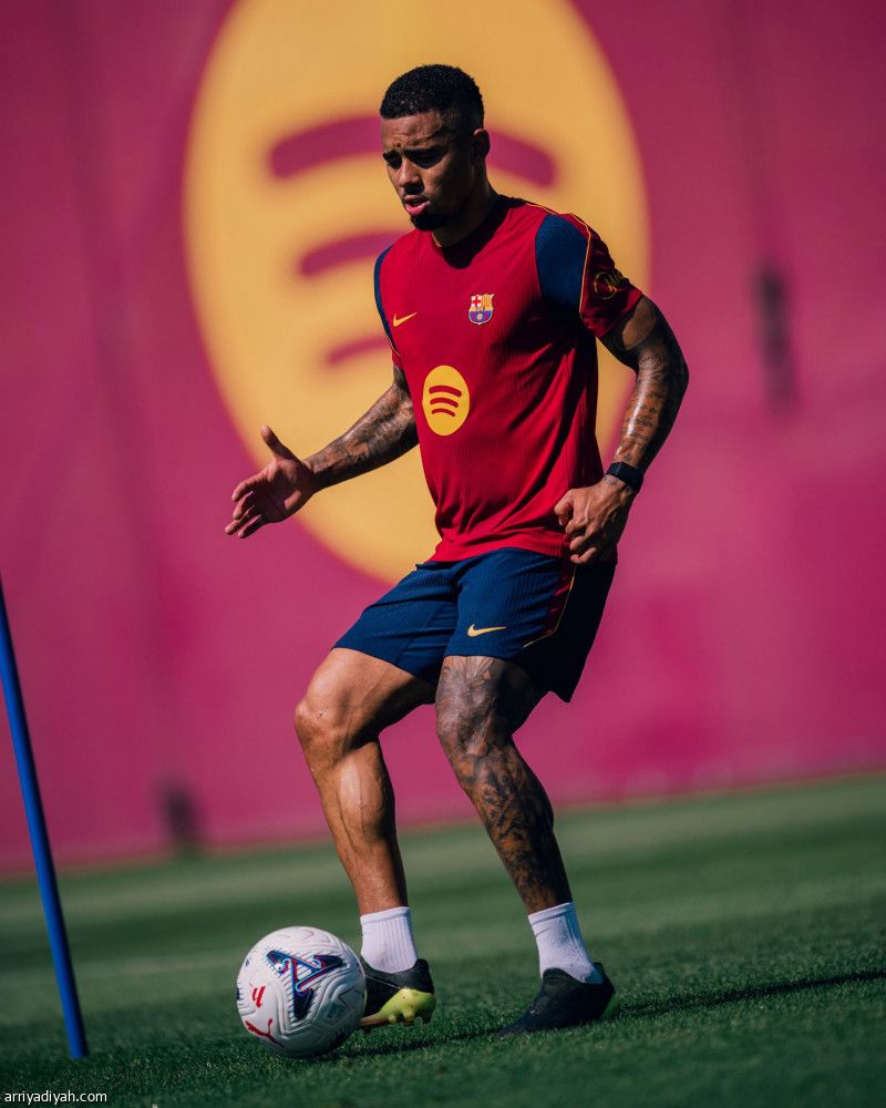 بعد غياب مباراتين.. برشلونة يستعيد جافي