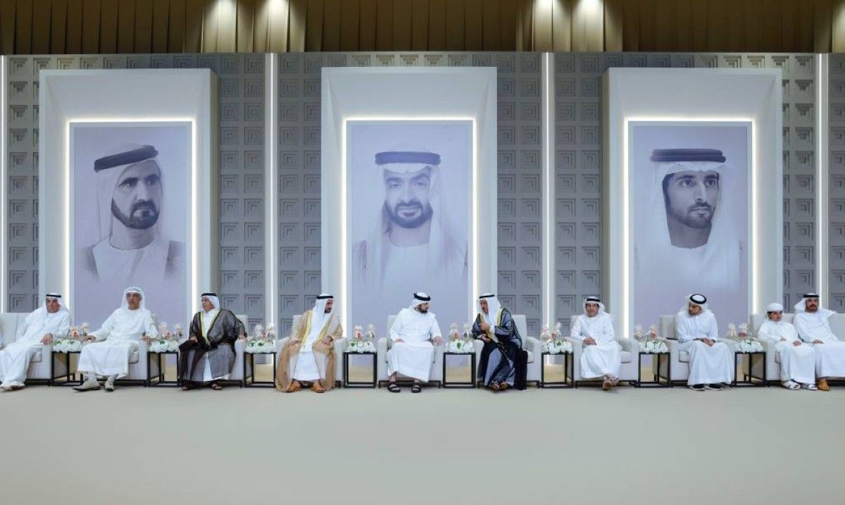 أحمد بن محمد يحضر أفراح المنصوري والغرير
