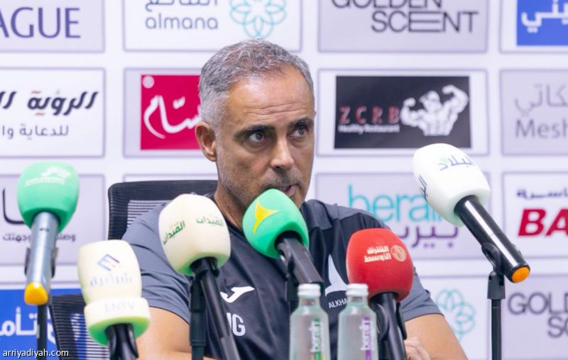 جوميز قبل الرياض: هدفنا الانتصار الأول