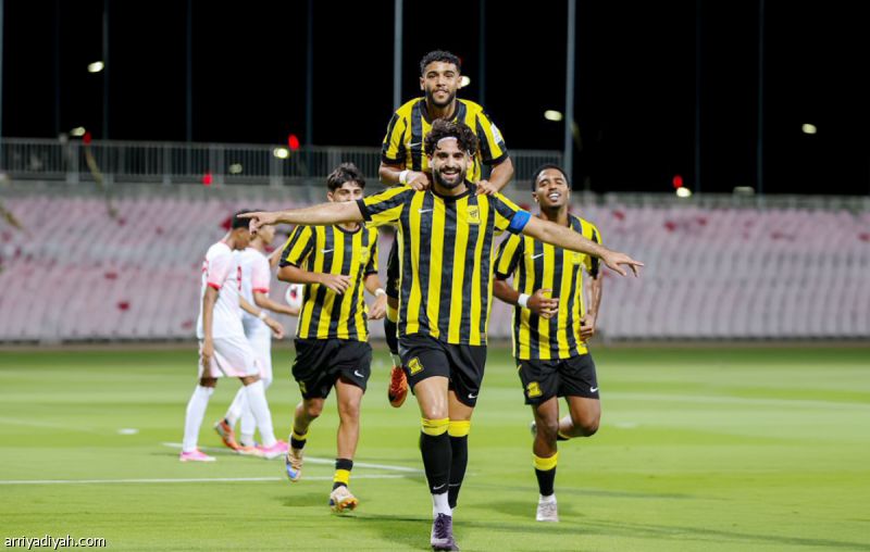 الاتحاد والقادسية يستعرضان في دوري جوّي