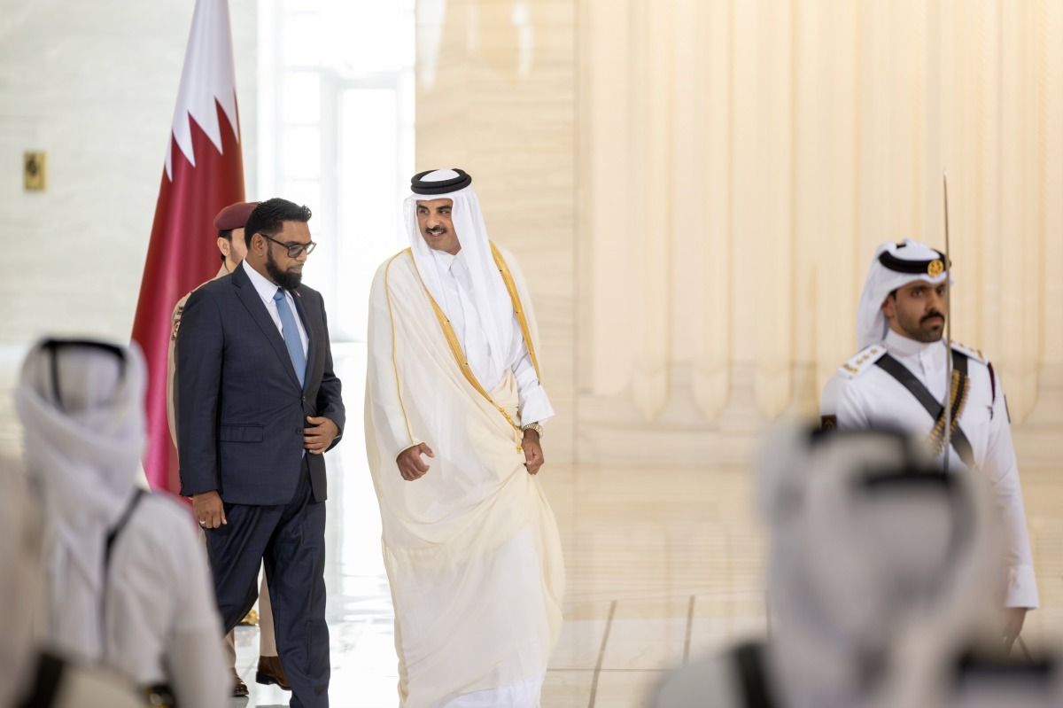 سمو الأمير يؤكد أنه بحث مع رئيس غويانا التعاونية سبل تعزيز علاقات الصداقة بين البلدين