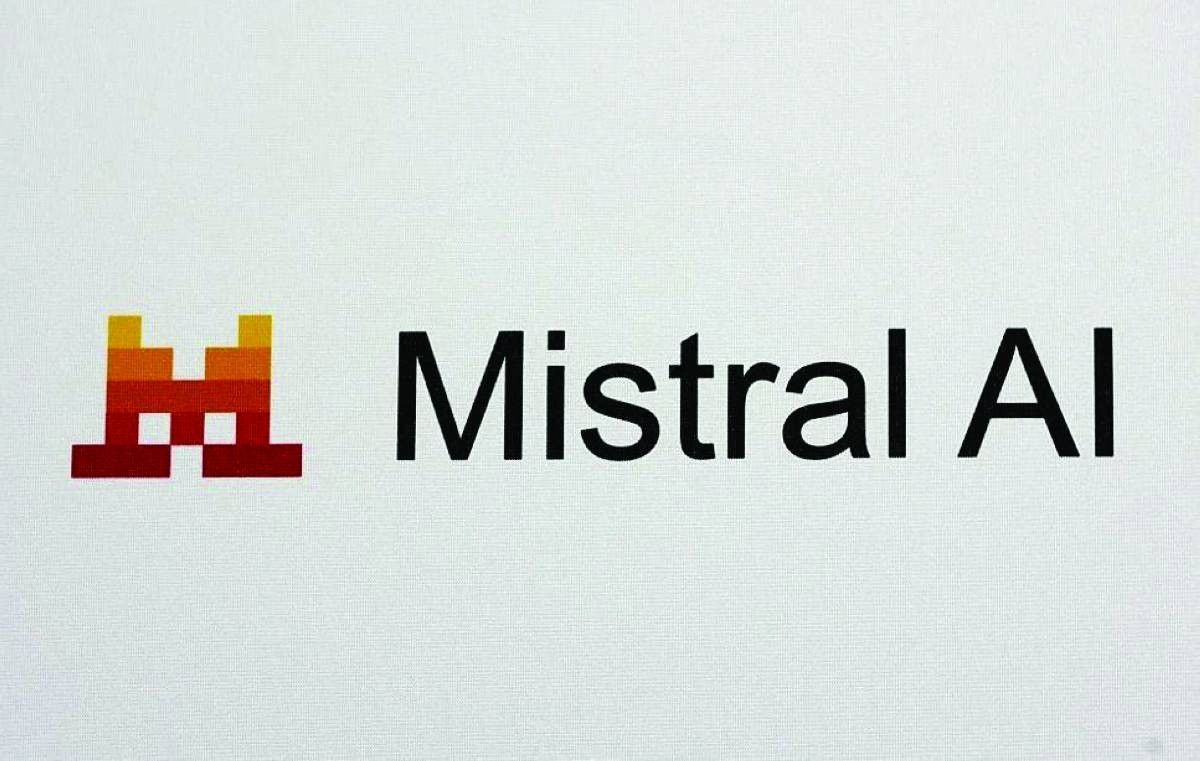 شركة فرنسية ناشئة في «الذكاء» تجمع 3.5 مليارات دولار بجولة تمويل