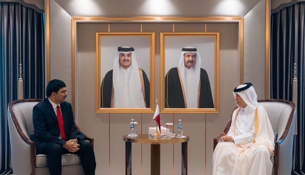 وزير الدولة للشؤون الخارجية يتسلم نسخة من أوراق اعتماد سفير الهند