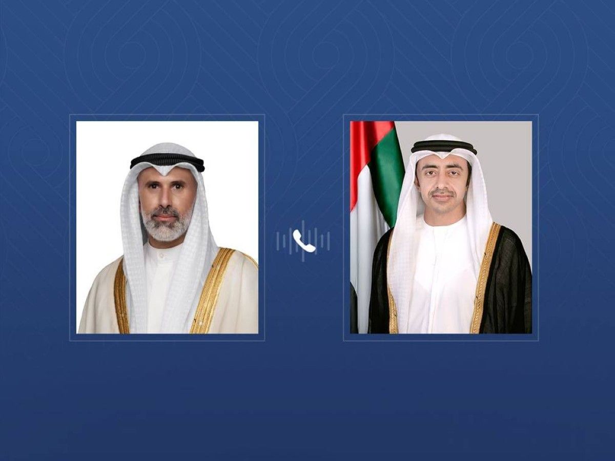 عبدالله بن زايد يتلقى اتصالاً هاتفياً من وزير خارجية البحرين