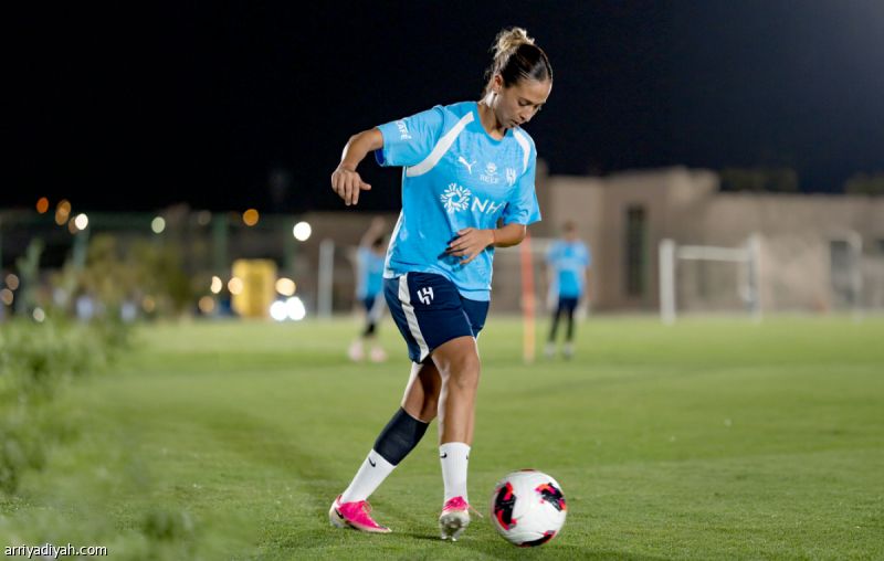 قبل المغامرة الدورية.. صيفية الهلال.. 6 لاعبات