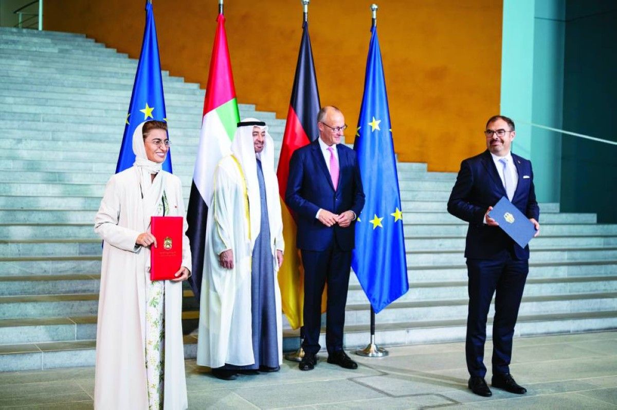 رئيس الدولة والمستشار الألماني يشهدان إطلاق الحوار الاستراتيجي